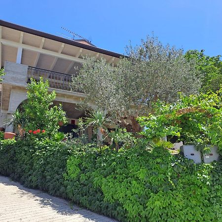Appartamento Belvedere Roccascalegna Dış mekan fotoğraf